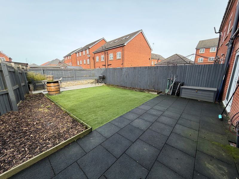 Standingwood Road Rossmore